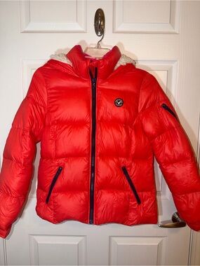 American Eagle Women’s Red Puffer Jacket with Hood (Large)